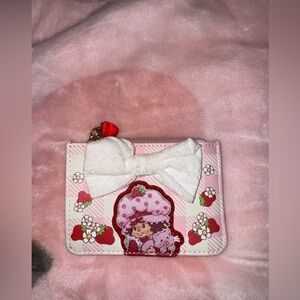 STRAWBERRY SHORTCAKE CARD HOLDER
